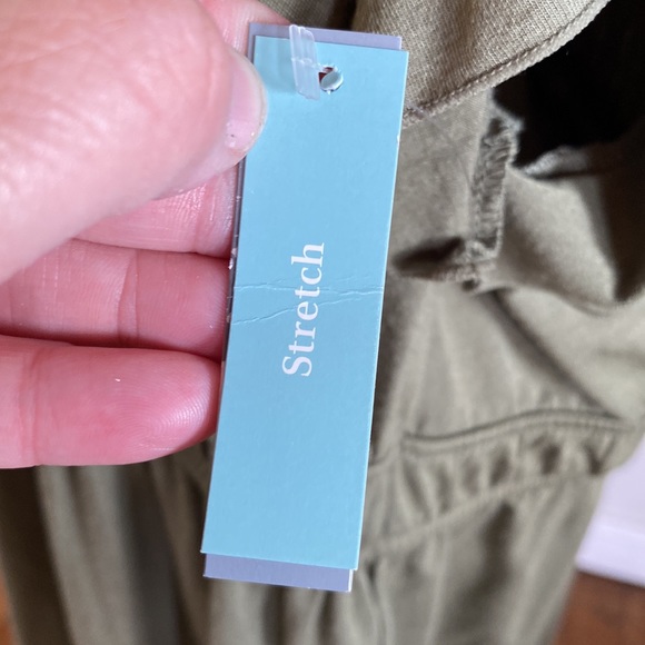 NEW Apt. 9 2X v-neck soft top - Picture 7 of 10